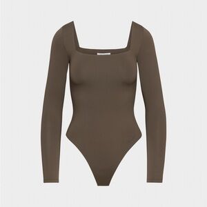 Aritzia Square Neck Contour Bodysuit
